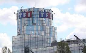 Historique de la cotation sur euronext paris, graphique, actualités, consensus des analystes et informations boursières. Un Mysterieux Bug A Repetition Prive Des Telespectateurs De Tf1 Et M6 De Son Le Parisien