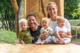 Younger twin brother nathan and younger sisters ruth and freya. Helen Glover The Mother Of All Comebacks Who Is The Olympic Rower