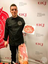Descubre todo sobre los ácaros del jamón. Como Convertirte En Cortador Profesional De Jamon Escuela Internacional De Cortadores De Jamon Paperblog