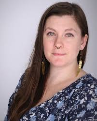 Anna Hutcheson's Instagram, Twitter & Facebook