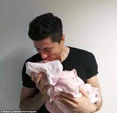 Corey lewandowski, campaign manager for donald trump, gives the thumbs up as he leaves the four seasons hotel after a meeting with trump and republican donors, june 9, 2016. Robert Lewandowski Posts Photo Of Newborn Daughter Klara Daily Mail Online