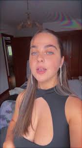 Vídeos de Rosana Suárez (@rosanasuarezz) con «Santa