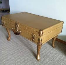 Suitcase Table I Could Add Dividers And Make My Very Own Tool Box And Have Everything Handy And In One Place Love It Mebel Meja Ide