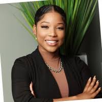 Cierra Flowers's Instagram, Twitter & Facebook