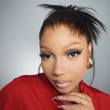 Amy Mitchell (@amymitchell_za)