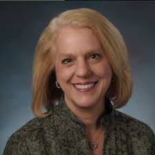 Rebecca Estes's Instagram, Twitter & Facebook