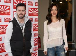 Ο γνωστός ηθοποιός γιάννης τσιμιτσέλης μεταξύ άλλων μίλησε για τον χωρισμό του από την βάσω λασκαράκη. Giannhs Tsimitselhs Katerina Geronikoloy Pws H Filia Toys Egine Erwtas