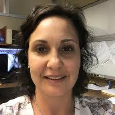 Polly Waters's Instagram, Twitter & Facebook