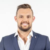 900+ "Fergus &" profiles