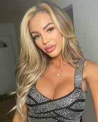 Eliza Carson (@elizacarsonxo) • Instagram photos and videos