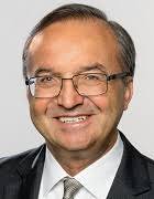 He served as the prefect of the congregation for the doctrine of th. Tum Professoren Muller Gerhard
