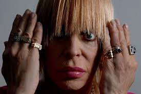 Chi era Genesis P-Orridge, la freak che ha inventato l'industrial