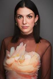 Belle Owens's Instagram, Twitter & Facebook