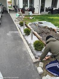 Beleuchtung Rabatt Grenzen Terminals Klotthuja Borders Bornes Discount Diy Front Yard Landscaping Yard Landscaping Backyard Landscaping Designs