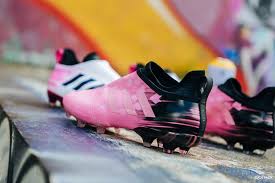 See more ideas about aura, gaming wallpapers, epic games fortnite. On Revient Sur Toutes Les Glitch D Adidas Depuis 2017