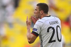 Gosens gets the better of ronaldo at euro 2020.pic.twitter.com/lmrdj9jqt1. Bwluo2go2snydm