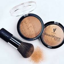 Poudre libre ou poudre compacte ? Poudre Compacte Ou Poudre Libre Laquelle Choisir