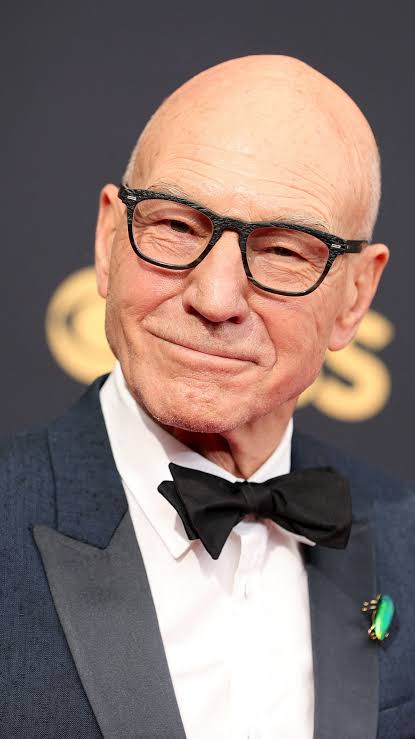 Patrick Stewart, intérprete do Professor Xavier em X-Men e do capitão Picard em Star Trek, morre aos 86 anos. Foto: Divulgação.