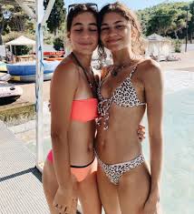 Official® █║▌│█║▌│█║▌│█║█║▌ pàgina oficial pagiina aprovada prohibidos los insultos a los. Zendaya Coleman Bikinidreams