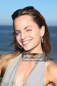 Carrie Wick attends the Lia Sophia Clam Bake