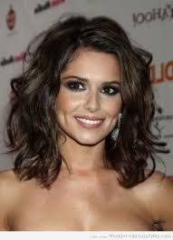 Lora Rowe's Instagram, Twitter & Facebook