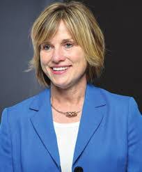 Eileen Roscoe's Instagram, Twitter & Facebook