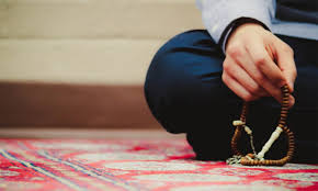 Dengan izinnya, mungkin kita dinaikkan gaji, dengan izin allah jua mungkin kita dipermudahkan. 7 Zikir Selepas Solat Fardhu Yang Ringkas Mudah Hafal Jom Amalkan