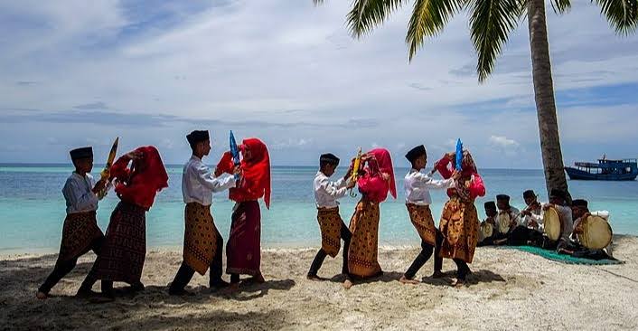Asal Mula Tari Dampeng Aceh Singkil, Disbudpar Aceh: Terus ...