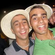 Guetón Calderón (@gueton)