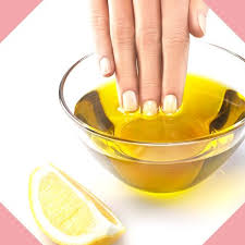 The 4 uses of vegetable oil for hair growth that you have never known. 11 Amazing Benefits And Uses For Olive Oil