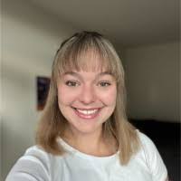 Sara Ashby's Instagram, Twitter & Facebook