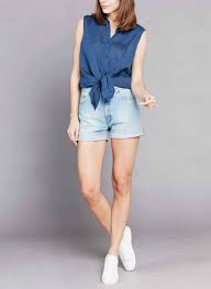 Parcourez notre sélection de jeans femmes sur mesure : Short En Jean Taille Haute Aime Atelier Tuffery