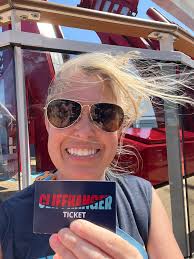 🚨I was brave enough to do the 🅲🅻🅸🅵🅵🅷🅰︎🅽🅶🅴🆁 while sailing at  sea! Are you ready to do it this October