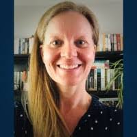 Lauren Linscott's Instagram, Twitter & Facebook