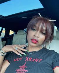 Note to self: always take pics before you reach your destination, swipe to  see why😅.. • I call myself wearing an old shoe I haven't worn in years and  this is the