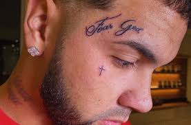 This subreddit is intended for posting your own personal tattoos, but also includes: Se Marca La Cara Con La Frase Teme A Dios Critica