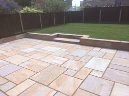 Photo 3 2 Jpg 640 480 Sloped Garden Garden Design Garden Paving
