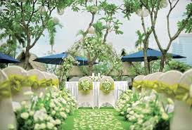 Sebenarnya ada berbagai teknik berbeda untuk mengawetkan bunga segar. Rangkaian Bunga Altar Gereja Katolik Hub 085733280001 Jual Hand Bouquet Murah