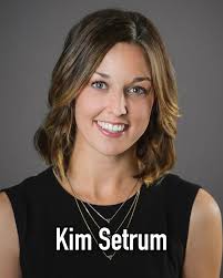 Can you guess who this Royal LePage agent is?? 🤔 We'll give you a hint...  it's one of these 3! ➡️ Judy Ferris ➡️ Jessica Crang ➡️ Kim Setrum Comment  your guess