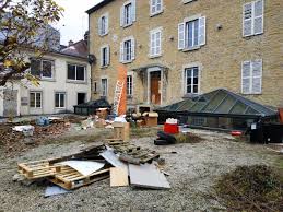Jura A Lons Le Saunier Les Squatters De La Rue Saint Desire Ont Quitte Les Lieux Voix Du Jura