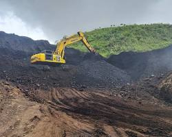 Aceh coal mining extraction port, buatan AI