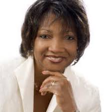 Phyllis Hilliard (@1sttimegreenie)