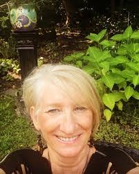 Ellen Blodgett's Instagram, Twitter & Facebook