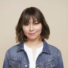 Bangs for round faces create opportunities for various women's hairstyles that help to hide softer jawlines and chubby cheekbones. Bangs For Round Faces 34 Flattering Looks We Love All Things Hair Us