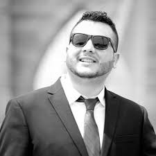 Andres Cardona (@Findinguero)