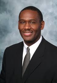 ON THE MOVE: Tim Vines, Dow Briggs and more