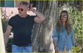 Eric Dane Shows Some Muscle While Out With Ex Rebecca Gayheart Photo 4272108 Eric Dane Rebecca Gayheart Pictures Just Jared
