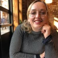 Tina Chalmers's Instagram, Twitter & Facebook