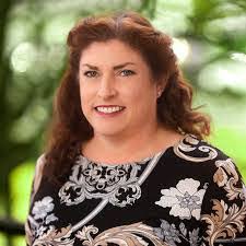 Kim Hamby's Instagram, Twitter & Facebook