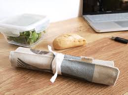 Travel Holder Beige And Blue Use Of Plastic Objects Design Plastic Cutlery